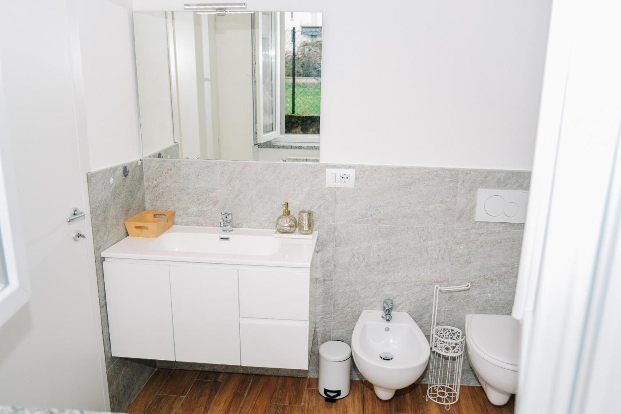 Lora Rose Suite ,Free Parking, Self Check In,2 โกโม ภายนอก รูปภาพ
